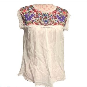 Impressions Embroidered Lace Trimmed Blouse EUC